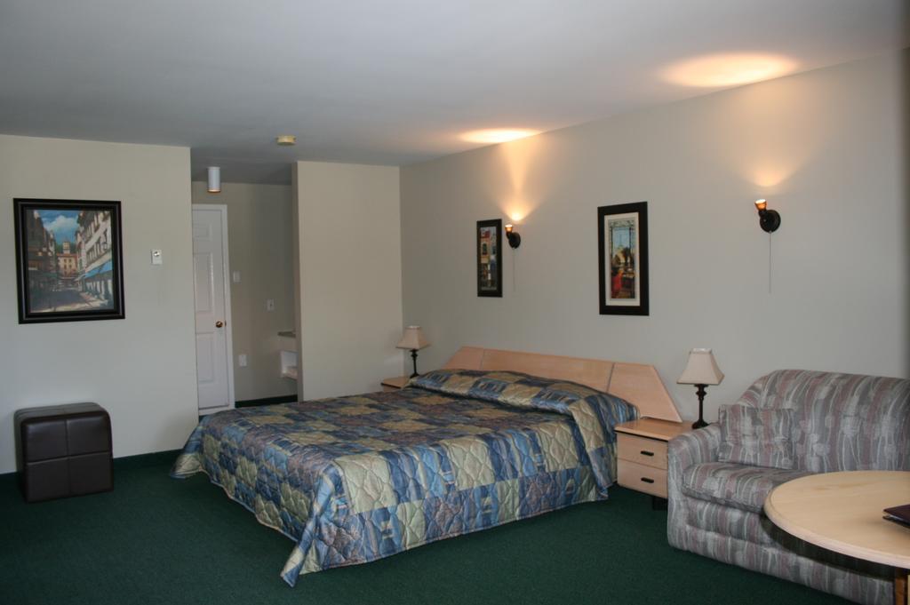 Hotel La Cuillere A Pot Saint-Donat-de-Montcalm Pokój zdjęcie