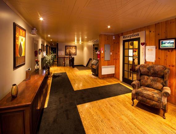 Hotel La Cuillere A Pot Saint-Donat-de-Montcalm Zewnętrze zdjęcie